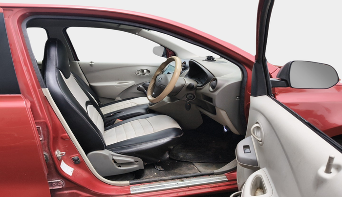 2016 Datsun Go Plus T, Petrol, Manual, 55,322 km, interior