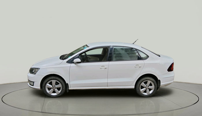 2016 Skoda Rapid AMBITION 1.6 MPI AT, Petrol, Automatic, 1,13,250 km, exterior