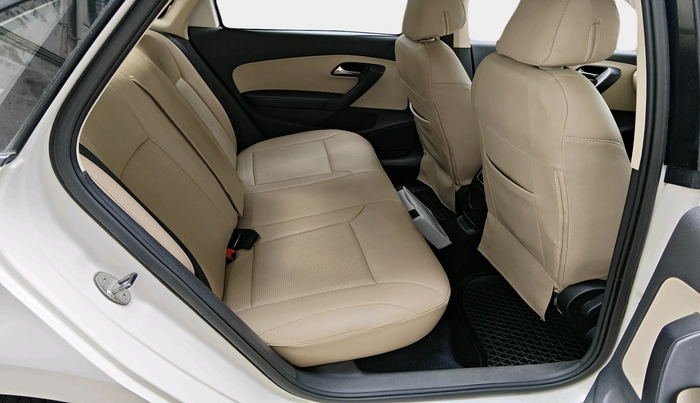 2016 Skoda Rapid AMBITION 1.6 MPI AT, Petrol, Automatic, 1,13,250 km, interior