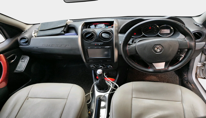 2017 Renault Duster 85 PS RXS MT DIESEL, Diesel, Manual, 1,03,303 km, interior