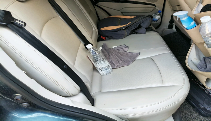 2019 Mahindra XUV300 W8 (O) 1.5 DIESEL, Diesel, Manual, 47,149 km, interior