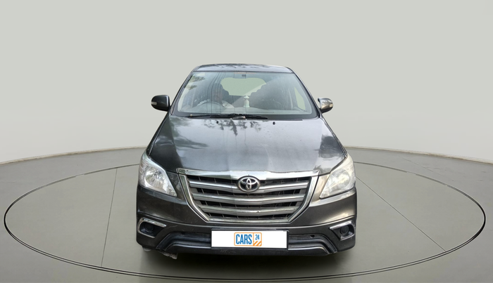 2011 Toyota Innova V 2.5 8 STR, Diesel, Manual, 1,63,615 km, exterior