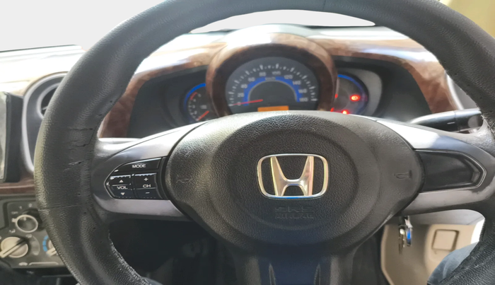 2014 Honda Mobilio 1.5L I-DTEC V, Diesel, Manual, 2,82,896 km, interior
