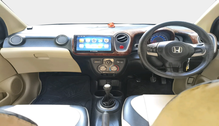 2014 Honda Mobilio 1.5L I-DTEC V, Diesel, Manual, 2,82,896 km, interior