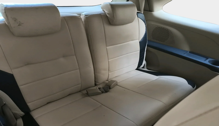 2014 Honda Mobilio 1.5L I-DTEC V, Diesel, Manual, 2,82,896 km, interior
