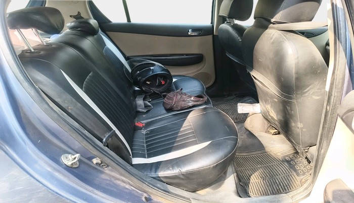 2012 Hyundai i20 ASTA 1.2, Petrol, Manual, 72,500 km, interior