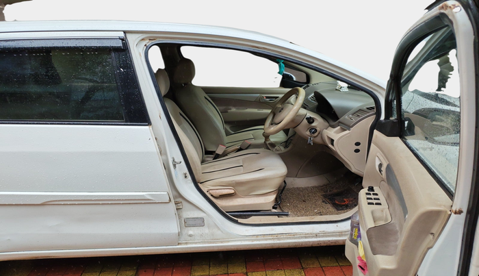 2014 Maruti Ertiga VXI CNG, Petrol, Manual, 2,58,747 km, interior