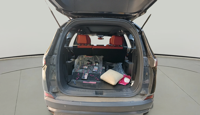 2023 Tata Safari XZA PLUS O RED DARK , Diesel, Automatic, 21,835 km, exterior