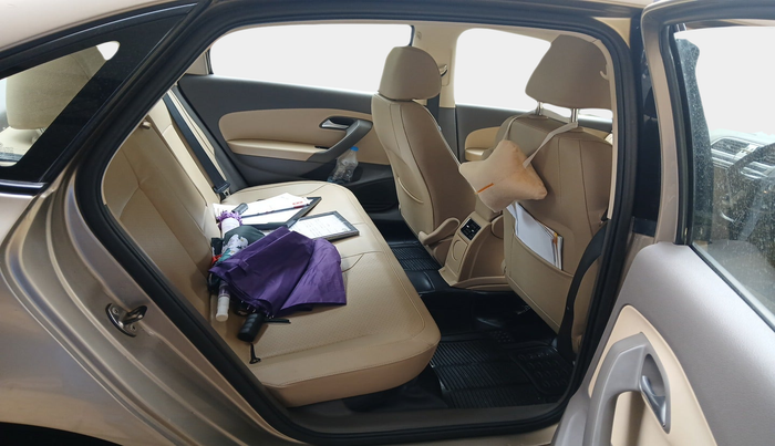 2016 Volkswagen Vento HIGHLINE PETROL AT, Petrol, Automatic, 74,348 km, interior