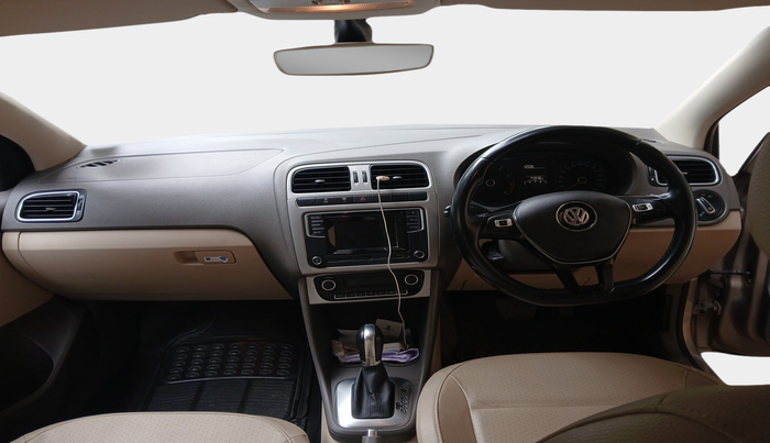 2016 Volkswagen Vento HIGHLINE PETROL AT, Petrol, Automatic, 74,348 km, interior