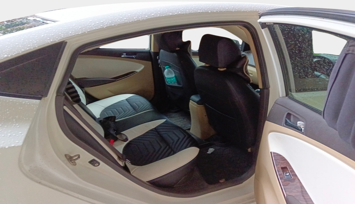 2012 Hyundai Verna FLUIDIC 1.6 VTVT EX, Petrol, Manual, 61,484 km, interior