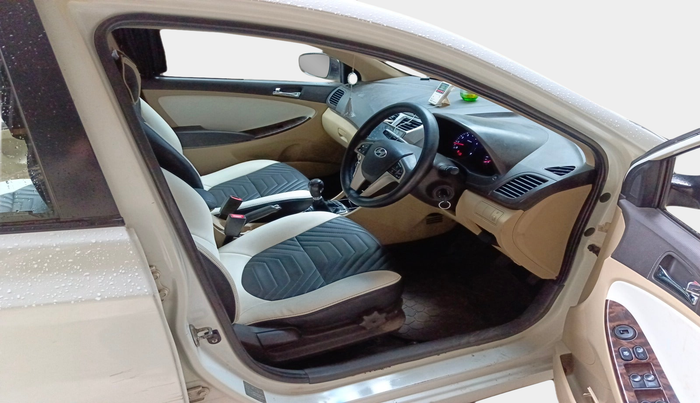 2012 Hyundai Verna FLUIDIC 1.6 VTVT EX, Petrol, Manual, 61,484 km, interior