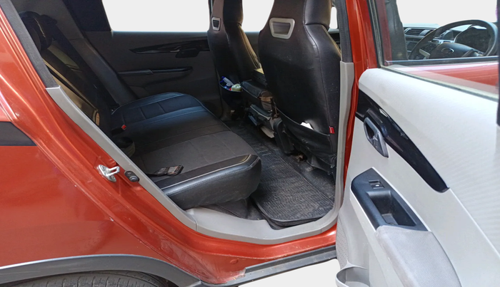 2016 Mahindra Kuv100 K8 6 STR, Petrol, Manual, 1,17,605 km, interior