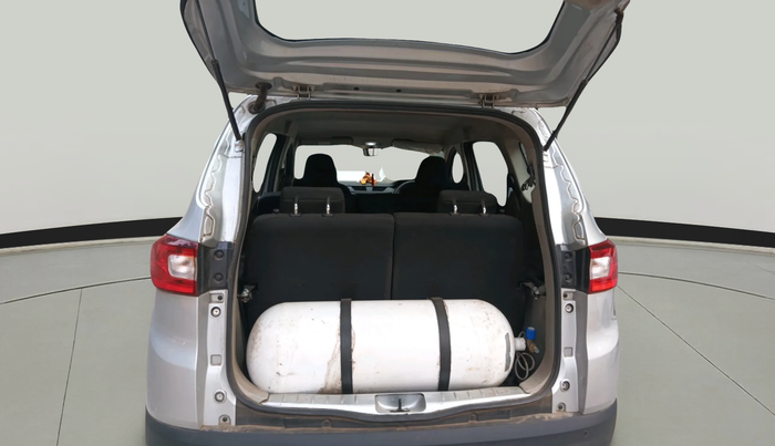 2025 Renault TRIBER RXE MT, Petrol, Manual, 20,705 km, exterior