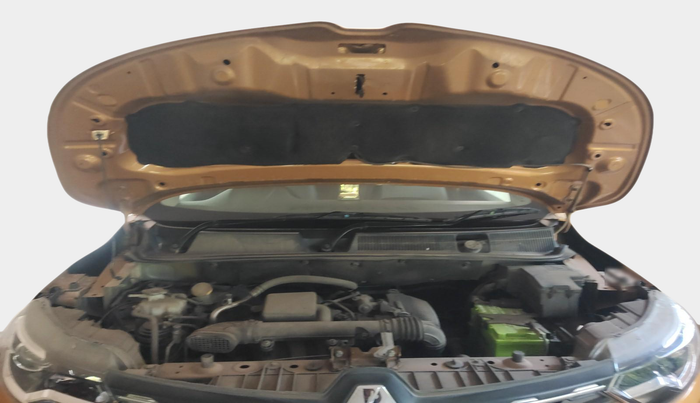 2020 Renault TRIBER RXZ AMT, Petrol, Automatic, 30,980 km, exterior