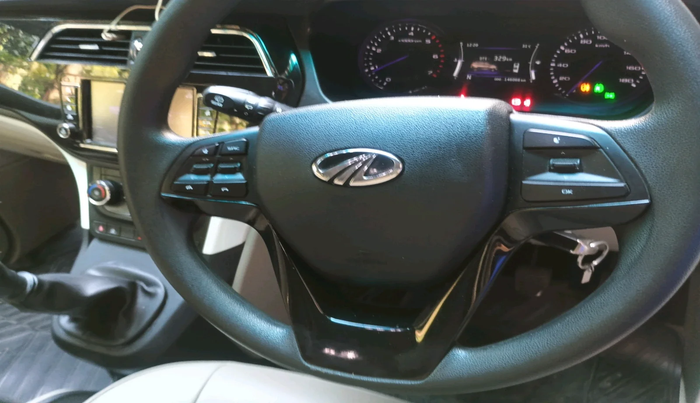 2018 Mahindra MARAZZO M6 7 STR, Diesel, Manual, 1,46,066 km, interior