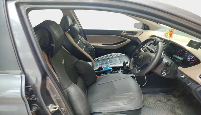 2018 Hyundai Elite i20 SPORTZ 1.2, Petrol, Manual, 2,07,952 km, interior