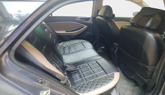 2018 Hyundai Elite i20 SPORTZ 1.2, Petrol, Manual, 2,07,952 km, interior