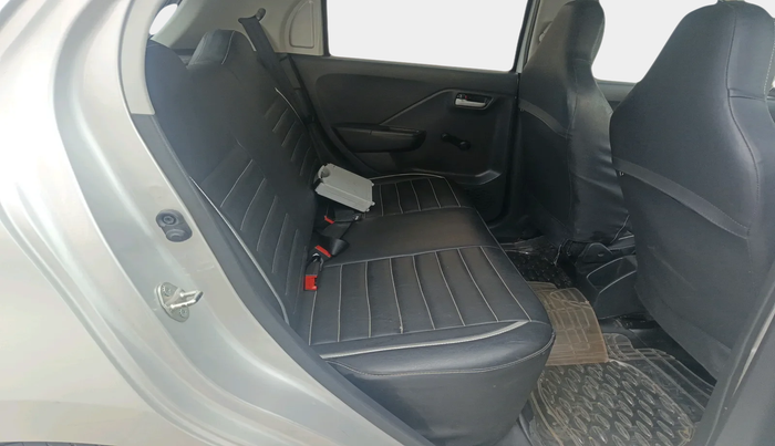 2022 Maruti Alto K10 VXI PLUS, Petrol, Manual, 13,516 km, interior