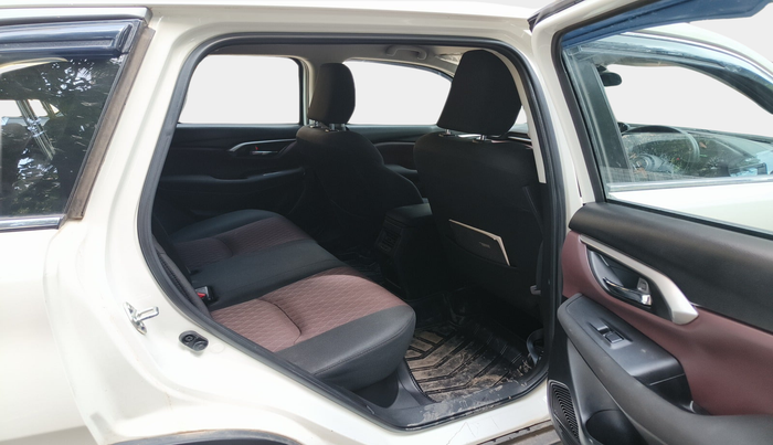 2024 Maruti Grand Vitara DELTA CNG, Petrol, Manual, 19,612 km, interior
