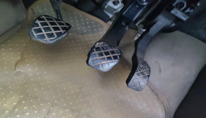 2011 Volkswagen Vento HIGHLINE 1.6 MPI, Petrol, Manual, 81,056 km, interior