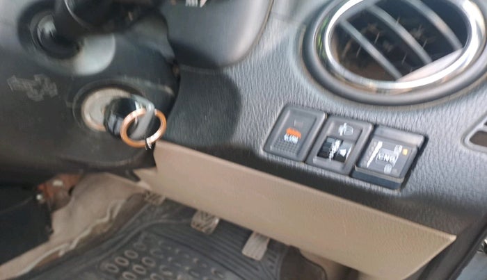 2013 Maruti SX4 VXI CNG, Petrol, Manual, 1,23,019 km, interior