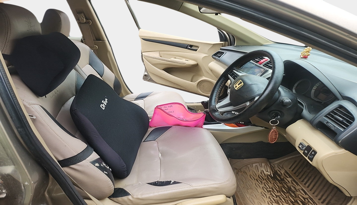 2010 Honda City 1.5L I-VTEC S MT, Petrol, Manual, 1,13,117 km, interior