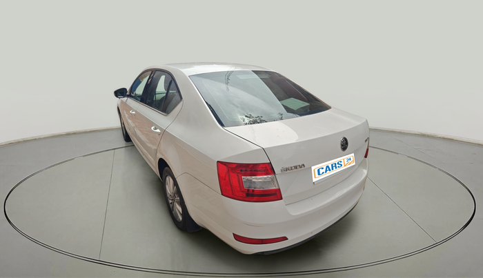 2015 Skoda Octavia AMBITION 1.4 TSI, Petrol, Manual, 1,16,000 km, exterior