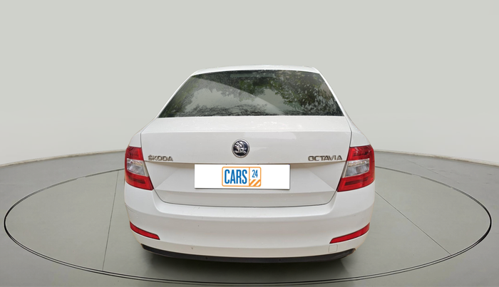 2015 Skoda Octavia AMBITION 1.4 TSI, Petrol, Manual, 1,16,000 km, exterior