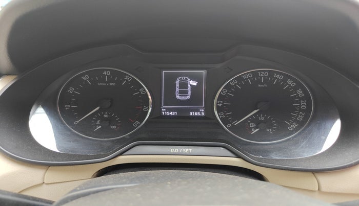 2015 Skoda Octavia AMBITION 1.4 TSI, Petrol, Manual, 1,16,000 km, interior