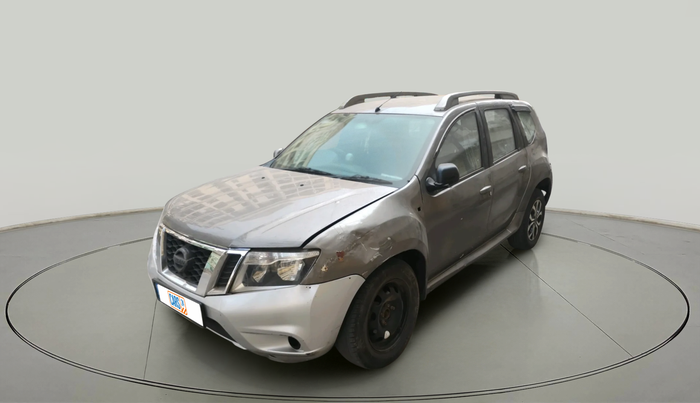 2014 Nissan Terrano XL (D), Diesel, Manual, 1,41,228 km, exterior