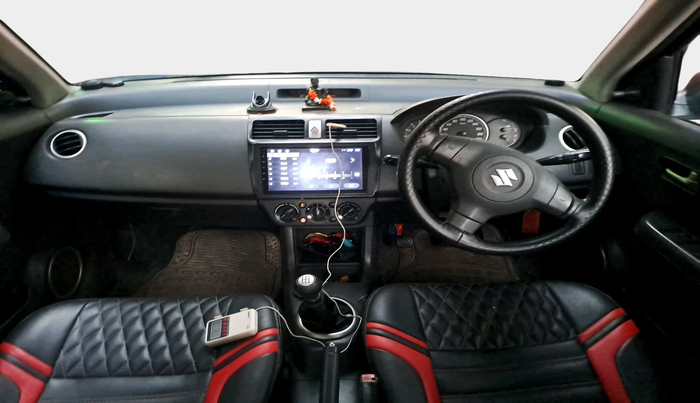 2010 Maruti Swift VXI, Petrol, Manual, 1,34,552 km, interior