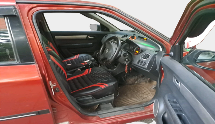 2010 Maruti Swift VXI, Petrol, Manual, 1,34,552 km, interior