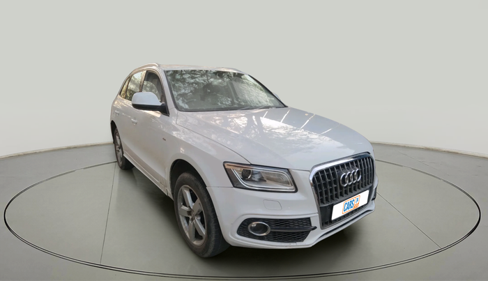 2013 Audi Q5 3.0 TDI QUATTRO, Diesel, Automatic, 1,15,728 km, exterior