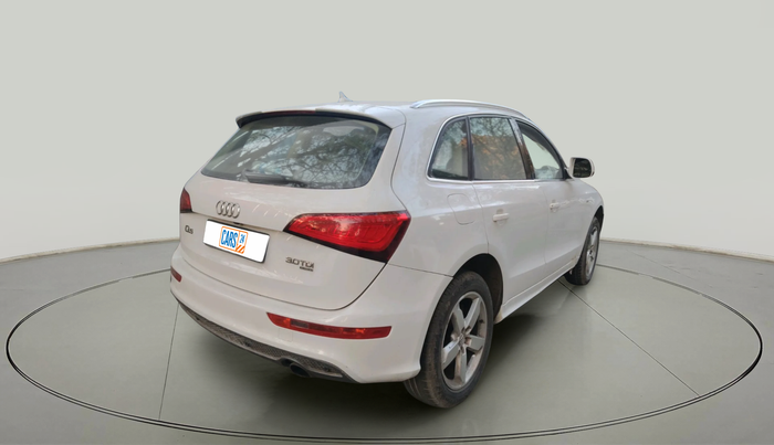 2013 Audi Q5 3.0 TDI QUATTRO, Diesel, Automatic, 1,15,728 km, exterior