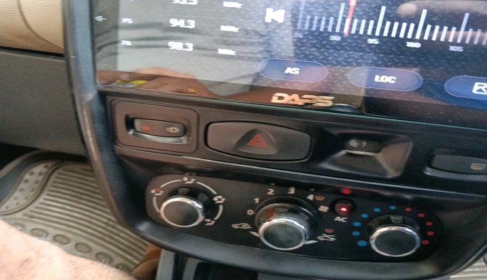 2012 Renault Duster 85 PS RXL DIESEL, Diesel, Manual, 1,17,379 km, interior