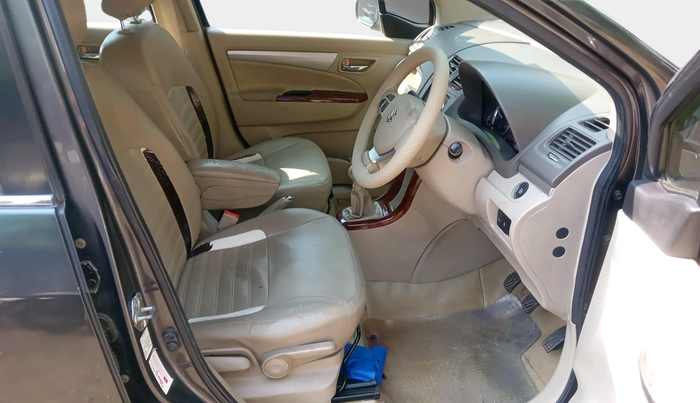 2017 Maruti Ertiga ZDI + SHVS, Diesel, Manual, 39,922 km, interior