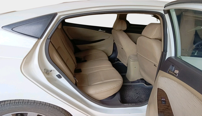 2012 Hyundai Verna FLUIDIC 1.6 VTVT SX, Petrol, Manual, 74,328 km, interior