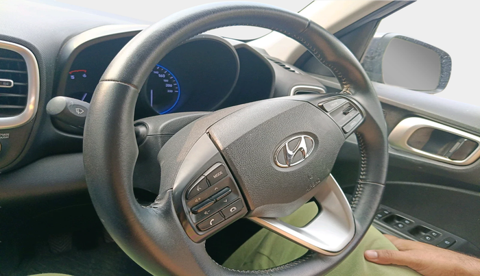 2020 Hyundai VENUE SX 1.5 CRDI, Diesel, Manual, 54,519 km, interior