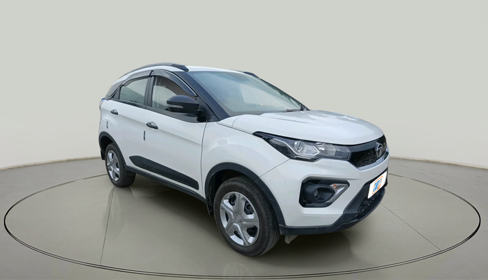 2022 Tata NEXON XM PLUS SUNROOF PETROL, Petrol, Manual, 21,768 km, exterior