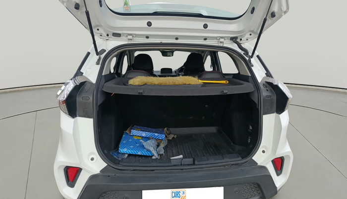 2022 Tata NEXON XM PLUS SUNROOF PETROL, Petrol, Manual, 21,768 km, exterior