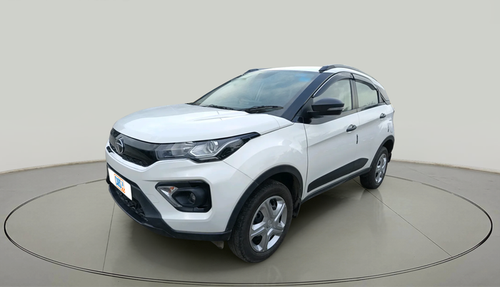 2022 Tata NEXON XM PLUS SUNROOF PETROL, Petrol, Manual, 21,768 km, exterior