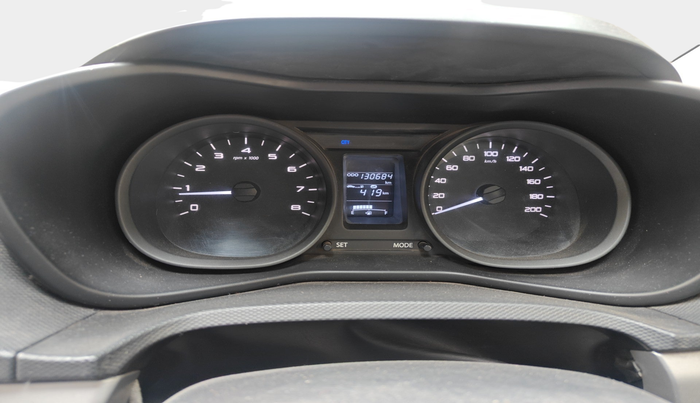 2018 Tata NEXON XM DIESEL, Diesel, Manual, 1,30,684 km, interior