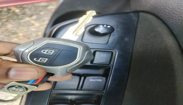 2013 Maruti Swift VXI, Petrol, Manual, 1,08,724 km, interior
