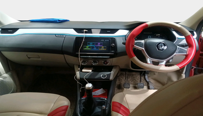 2019 Renault TRIBER RXZ, Petrol, Manual, 30,573 km, interior