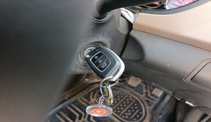 2016 Hyundai Elite i20 MAGNA 1.2, Petrol, Manual, 1,22,571 km, interior