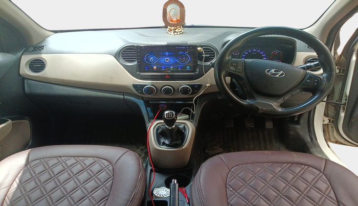 2015 Hyundai Xcent S (O) 1.2, Petrol, Manual, 1,03,807 km, interior