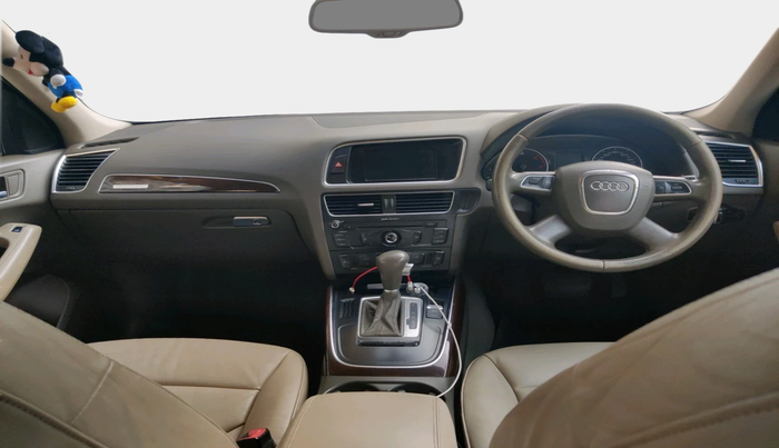 2011 Audi Q5 2.0 TDI QUATTRO, Diesel, Automatic, 87,317 km, interior