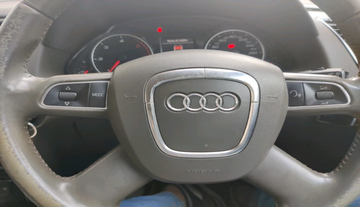 2011 Audi Q5 2.0 TDI QUATTRO, Diesel, Automatic, 87,317 km, interior