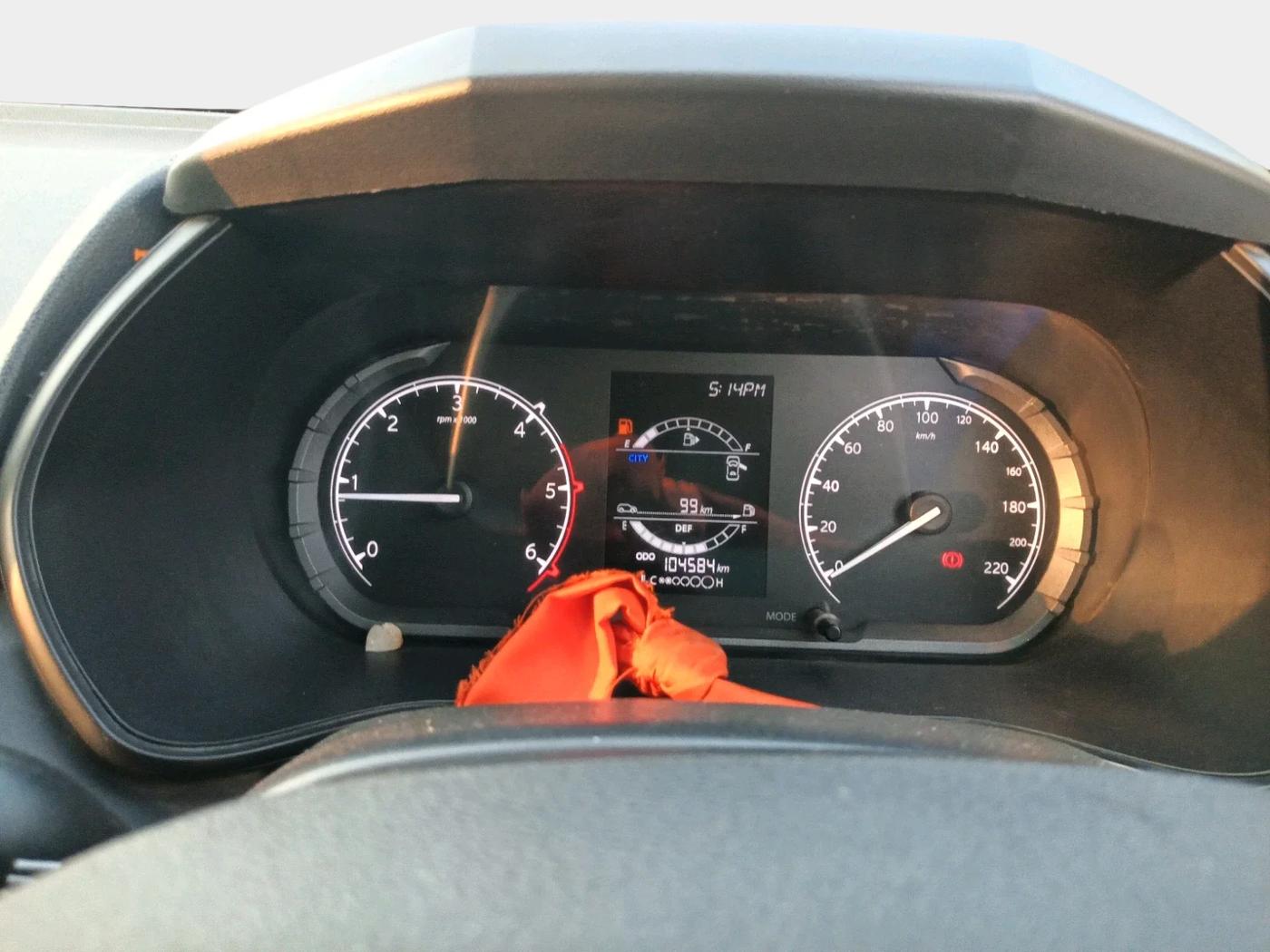 2020 Tata Harrier XM 2.0L KRYOTEC, Diesel, Manual, 1,04,584 km, interior